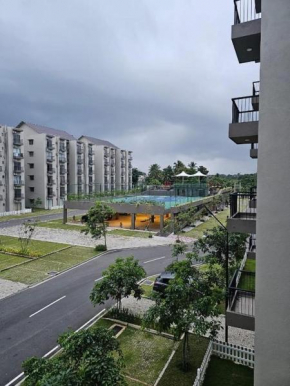 Elixia 3Cs Skyline Apartments